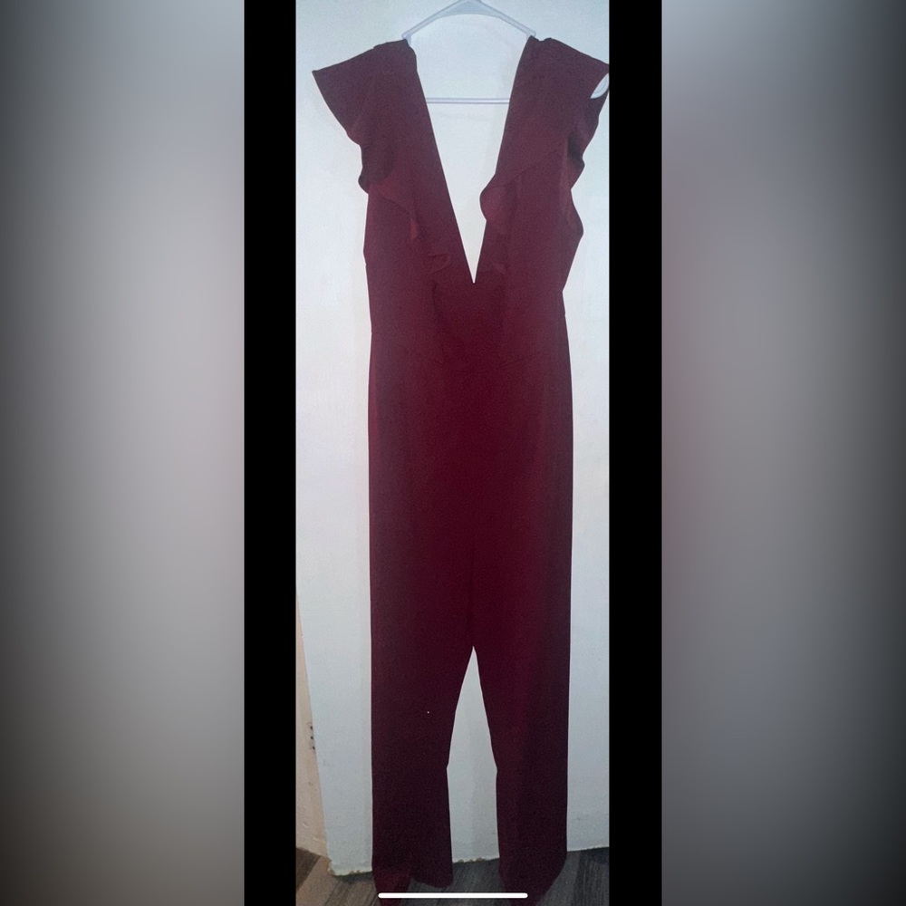 New with tags David’s Bridal plunging ruffle jumper